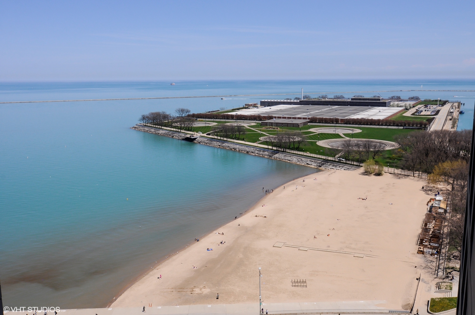 600 N Lake Shore Drive Unit: 1510