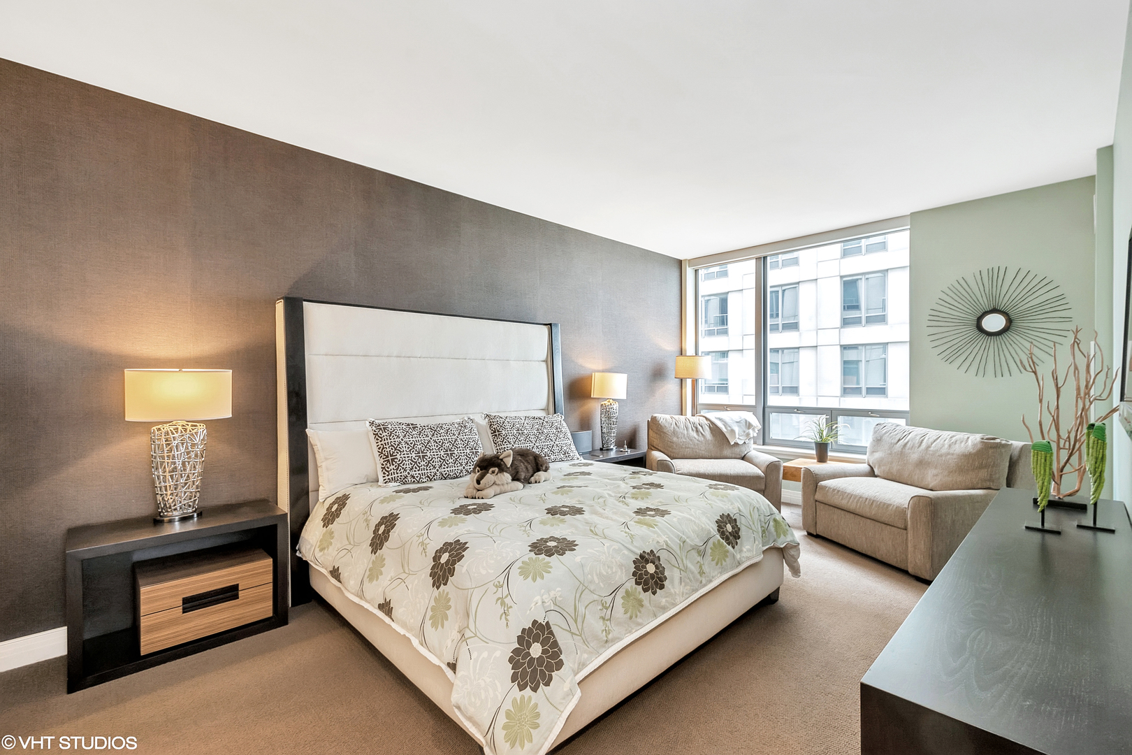 600 N LAKE SHORE Drive Unit: 3711