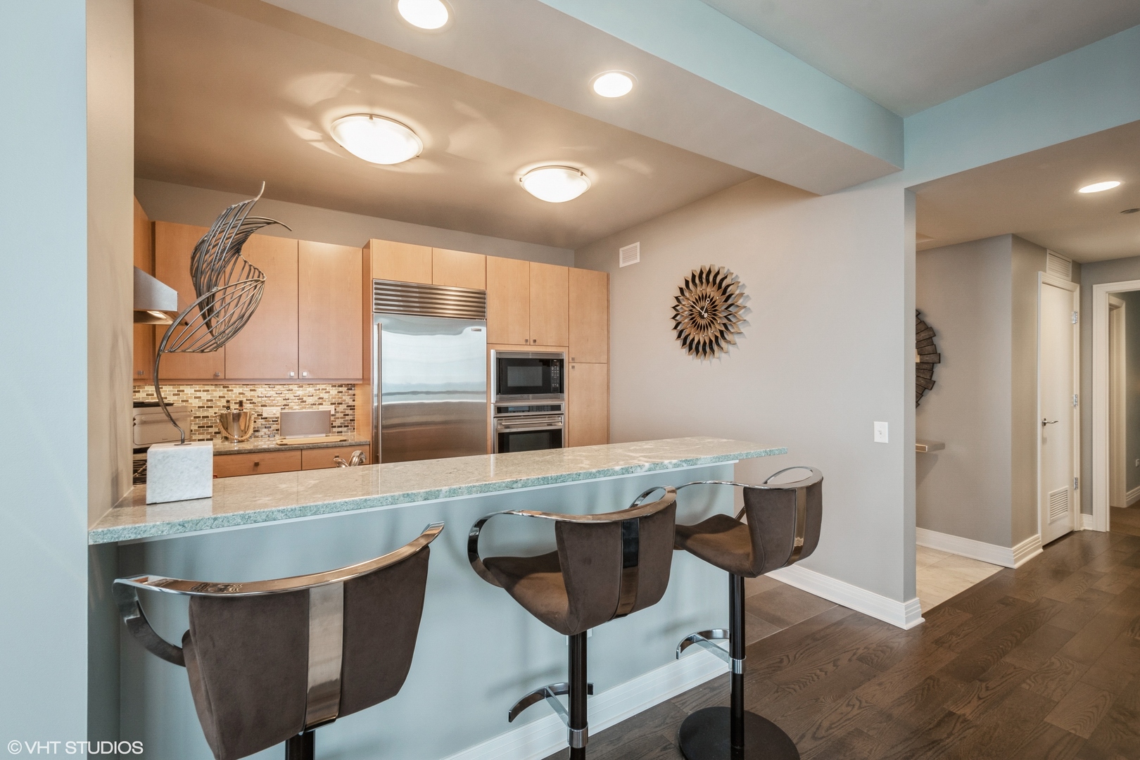 600 N LAKE SHORE Drive Unit: 3711