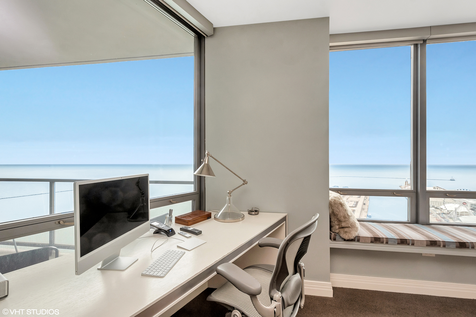 600 N LAKE SHORE Drive Unit: 3711