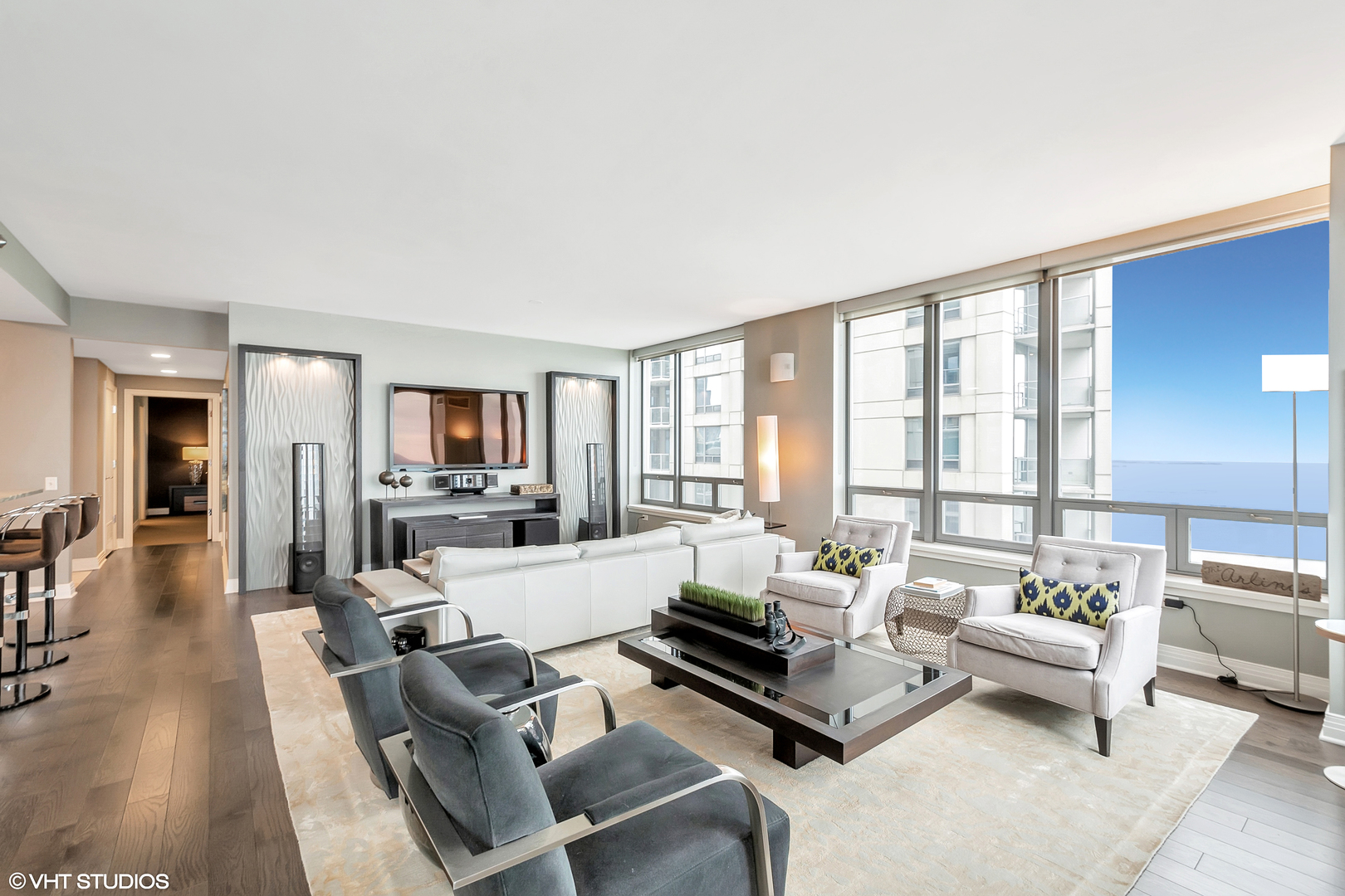 600 N LAKE SHORE Drive Unit: 3711