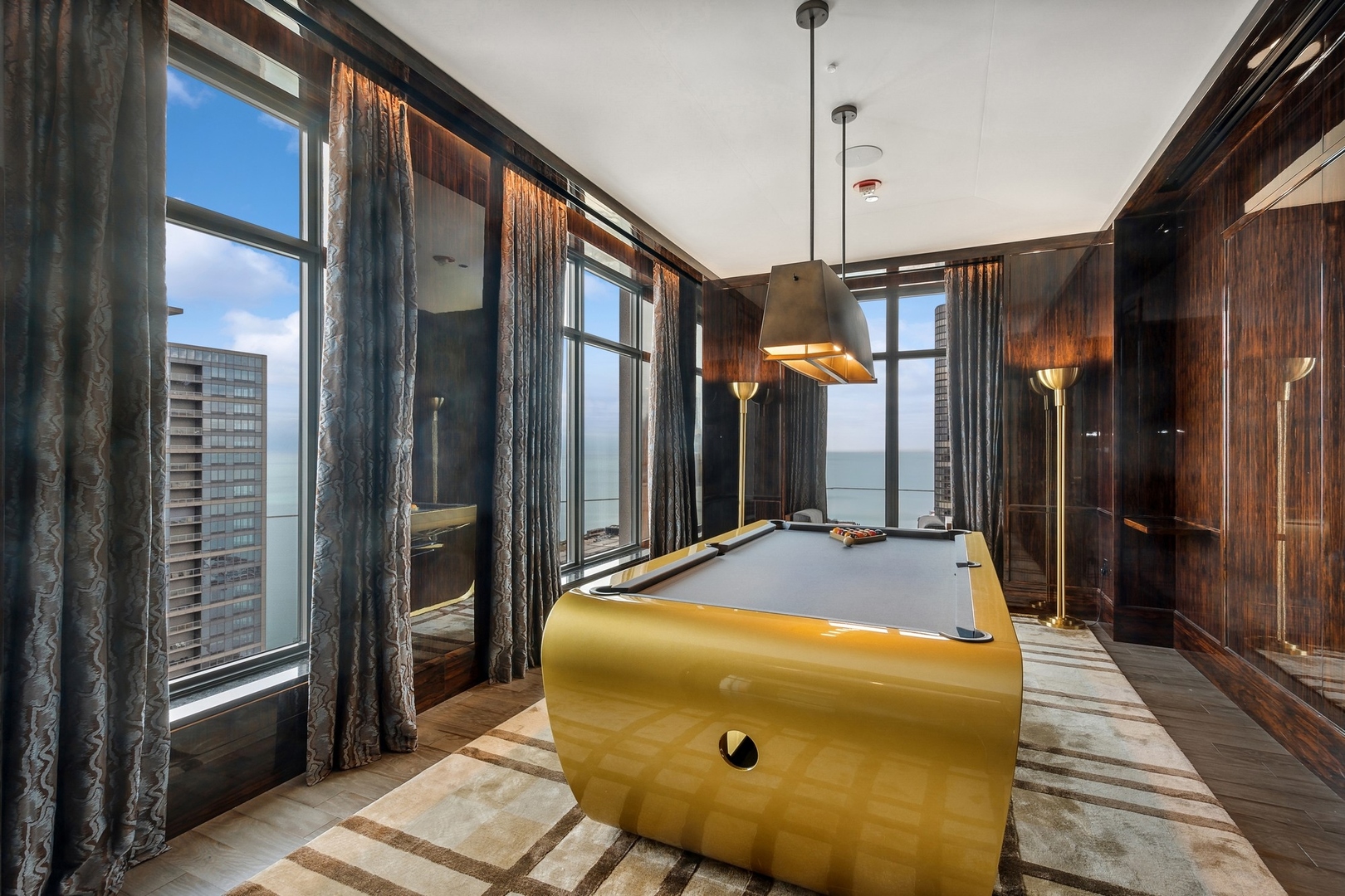 451 E Grand Avenue Unit: 4303