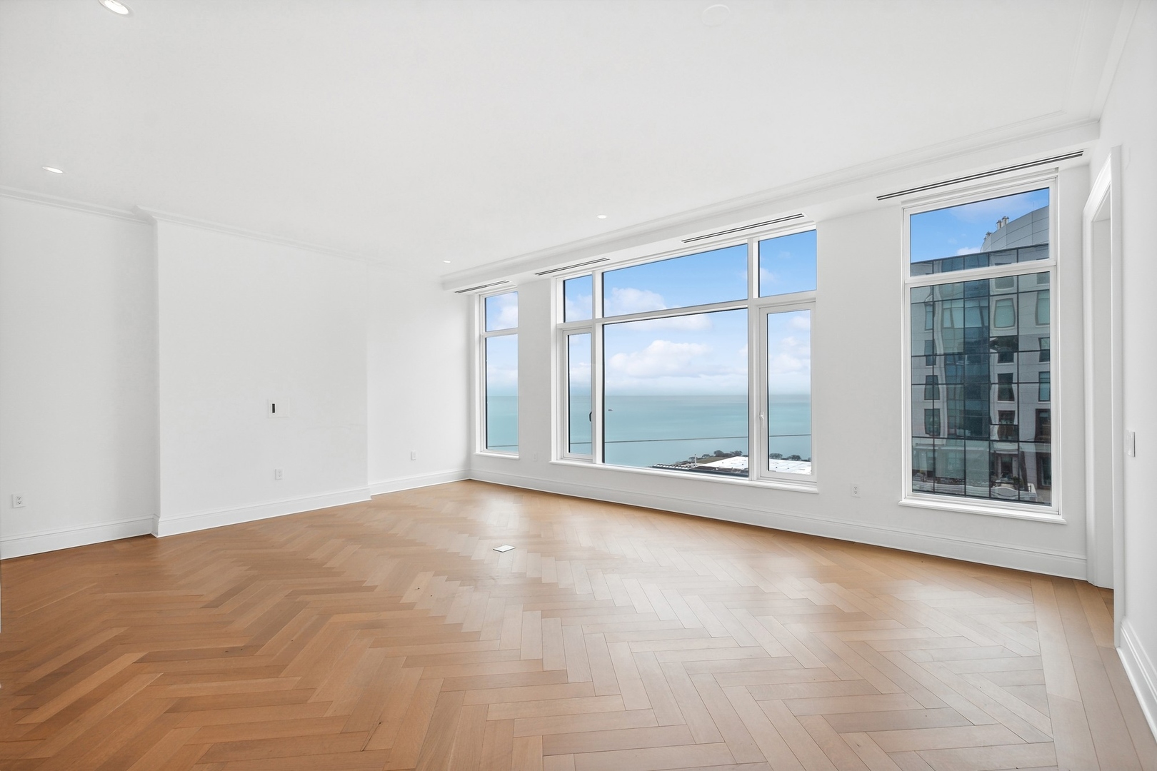 451 E Grand Avenue Unit: 4303
