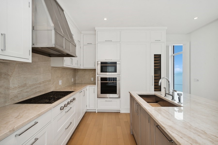 451 E Grand Avenue Unit: 4303