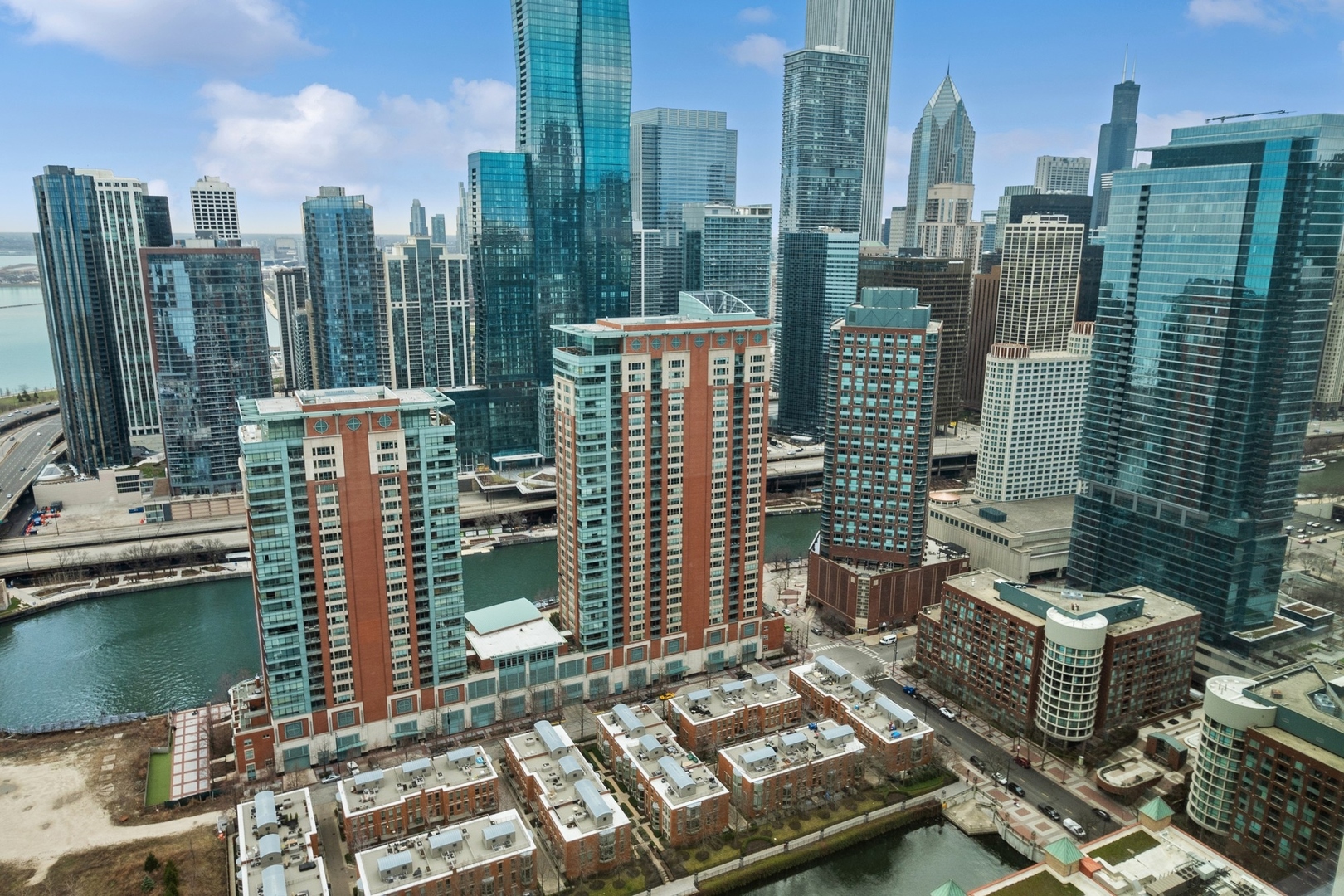 451 E Grand Avenue Unit: 4303