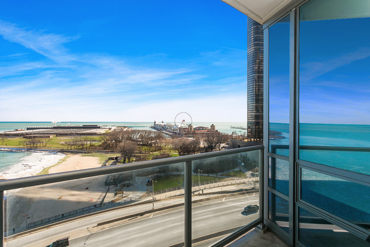 600 N LAKE SHORE Drive Unit: 1011