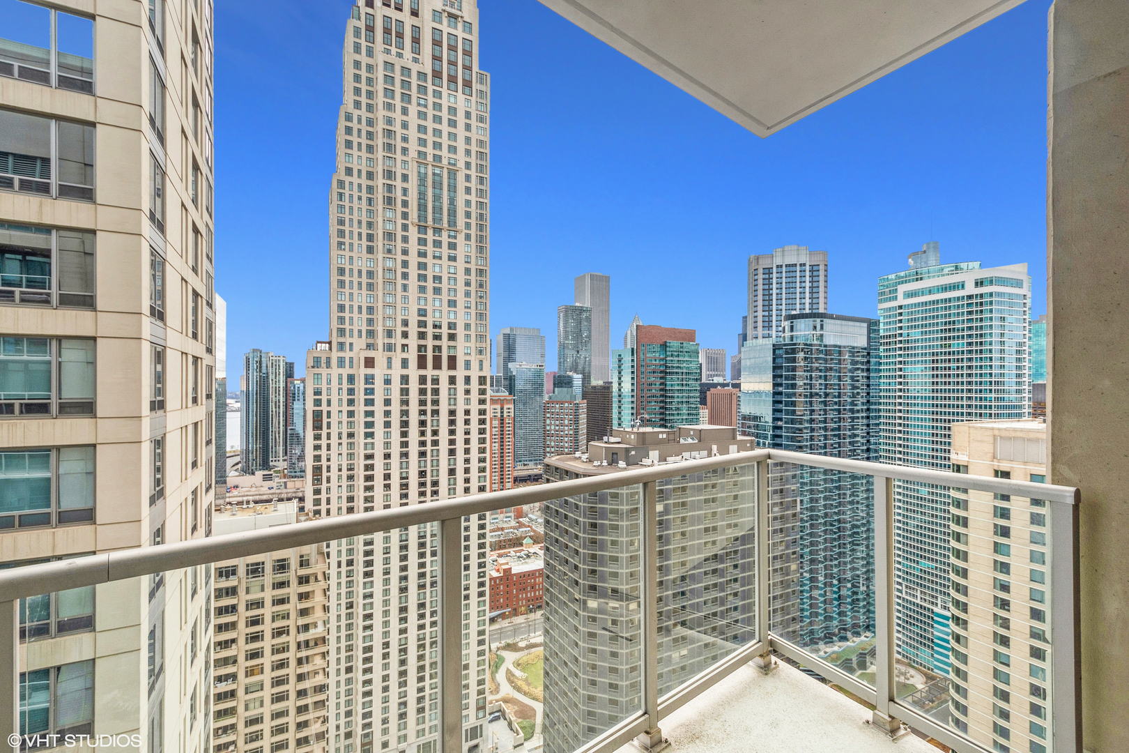 600 N Lake Shore Drive Unit: 3802