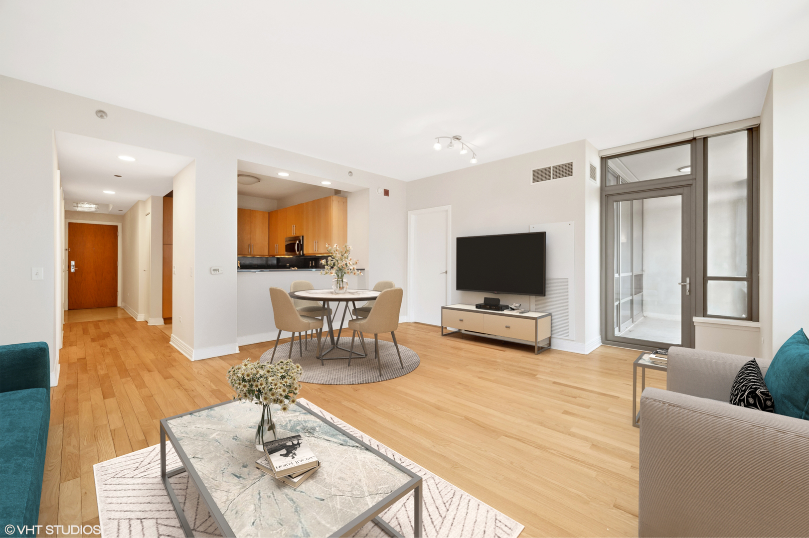 600 N Lake Shore Drive Unit: 1907