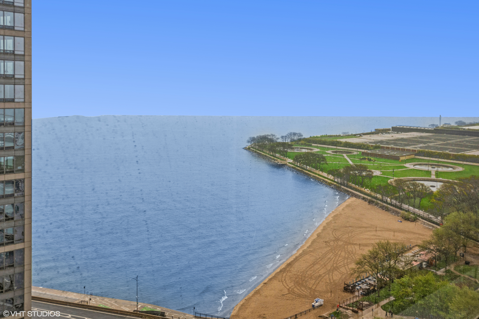 530 N Lake Shore Drive Unit: 2304