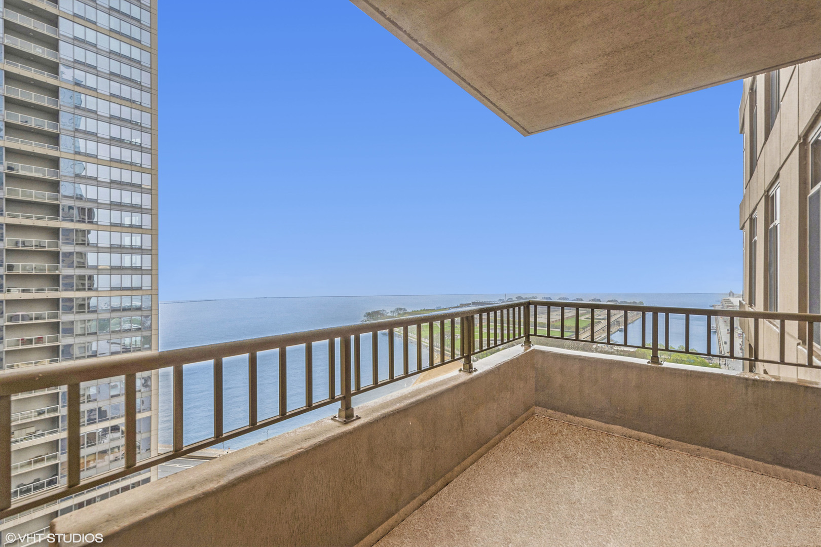 530 N Lake Shore Drive Unit: 2304