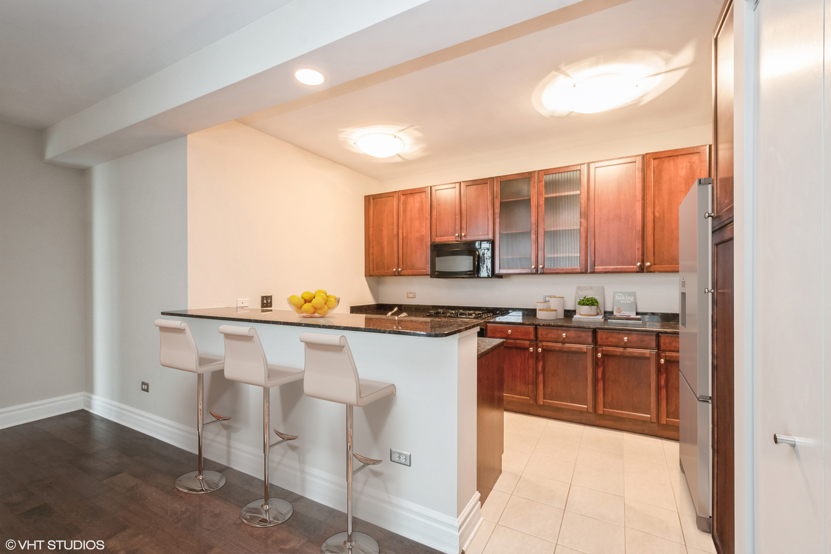530 N Lake Shore Drive Unit: 2304