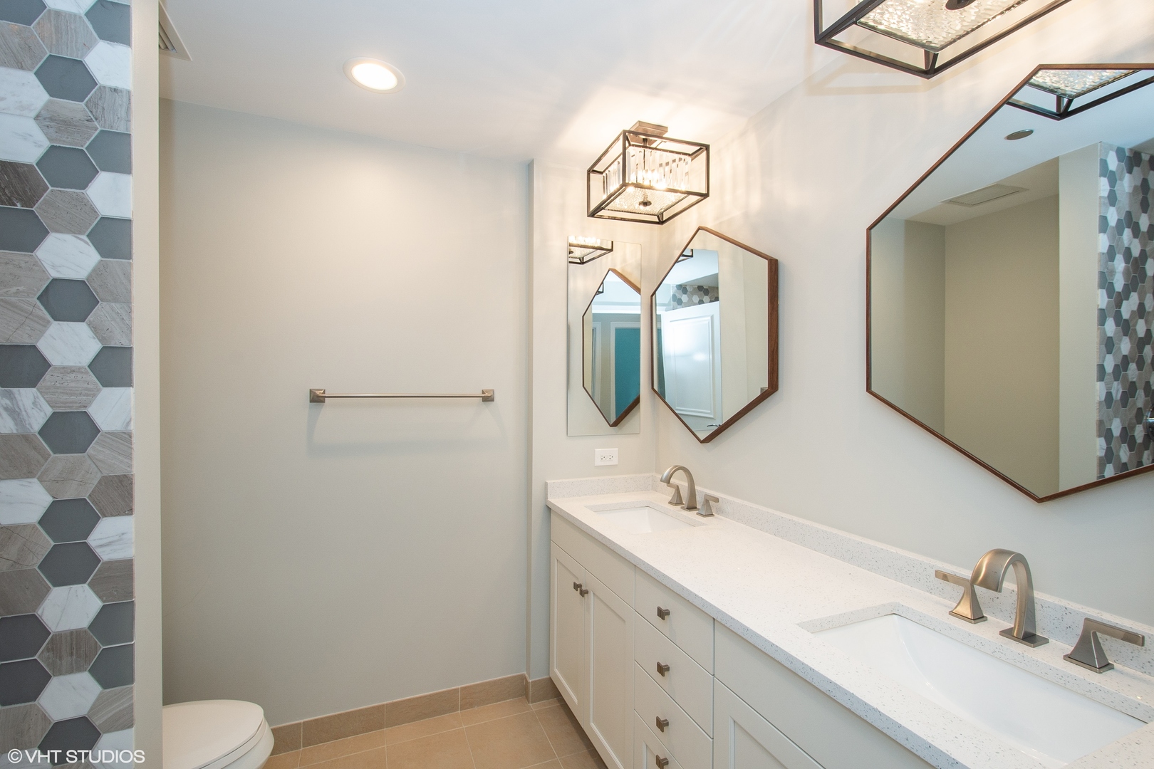 600 N Lake Shore Drive Unit: 3604