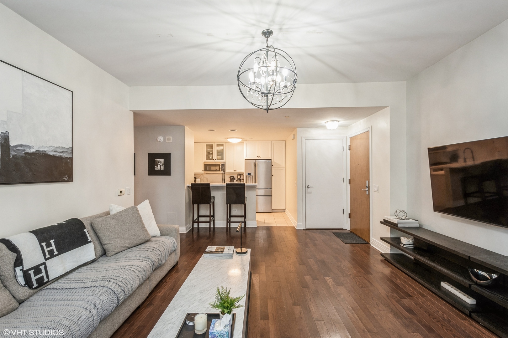 600 N LAKE SHORE Drive Unit: 1010