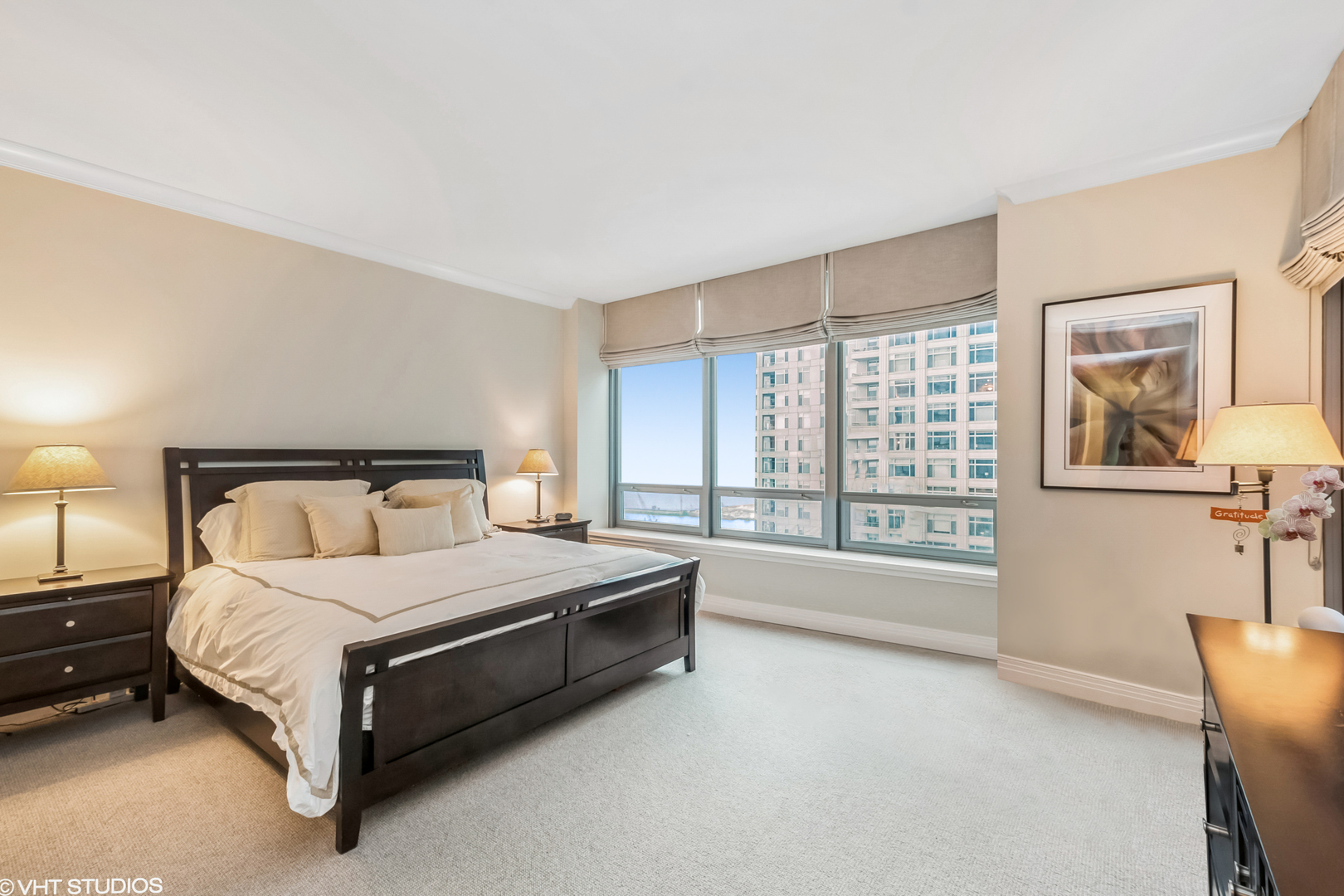 600 N Lake Shore Drive Unit: 2008