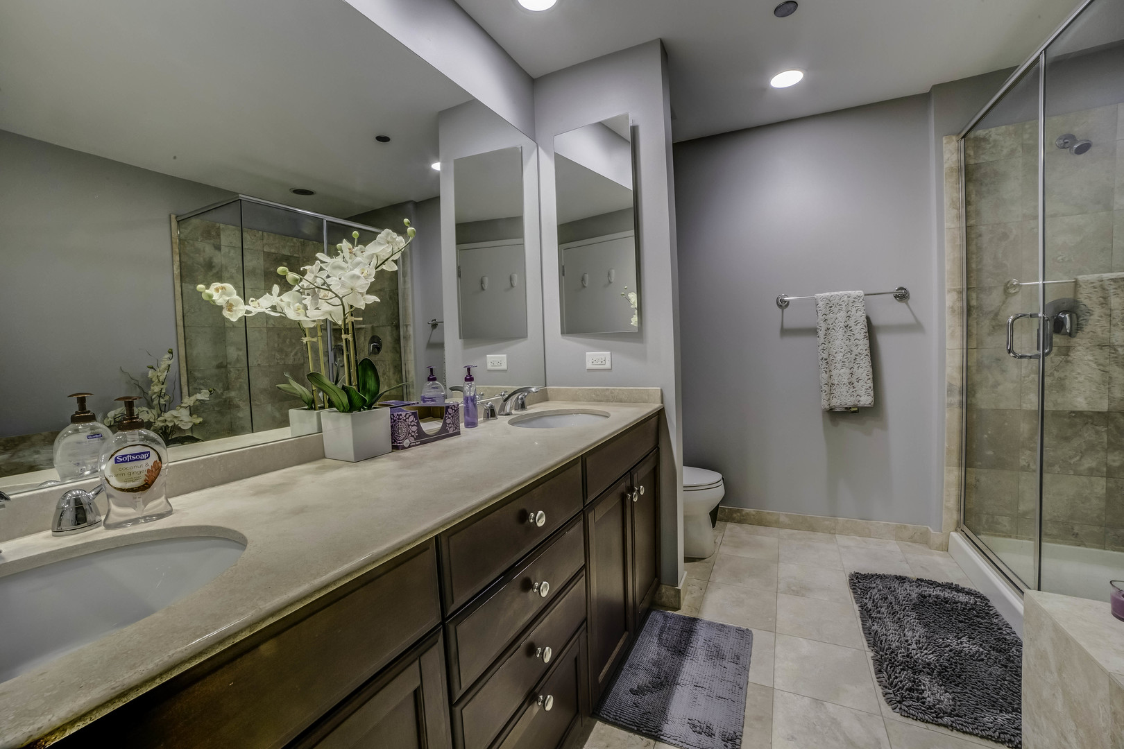 600 N LAKE SHORE Drive Unit: 4005