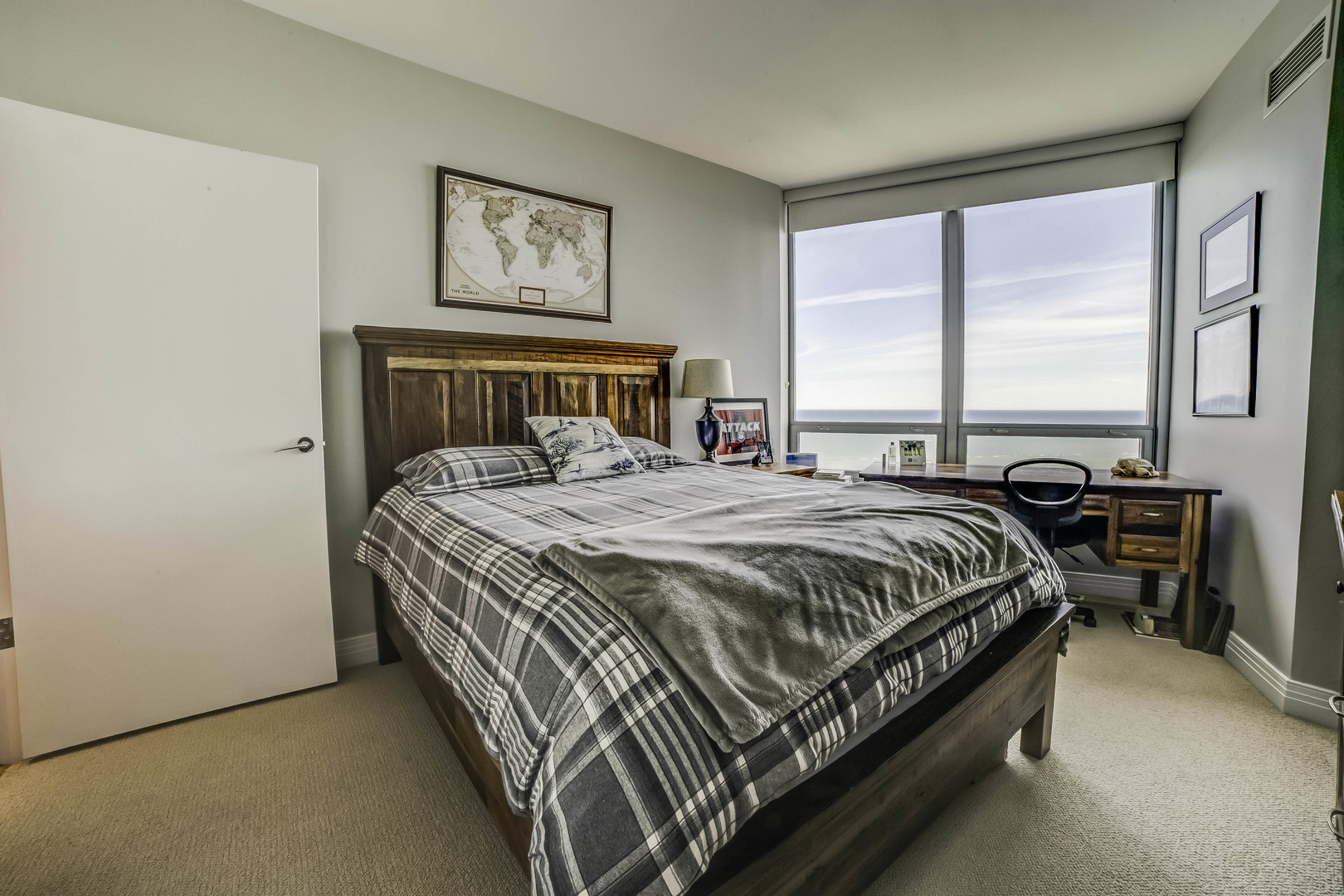 600 N LAKE SHORE Drive Unit: 4005