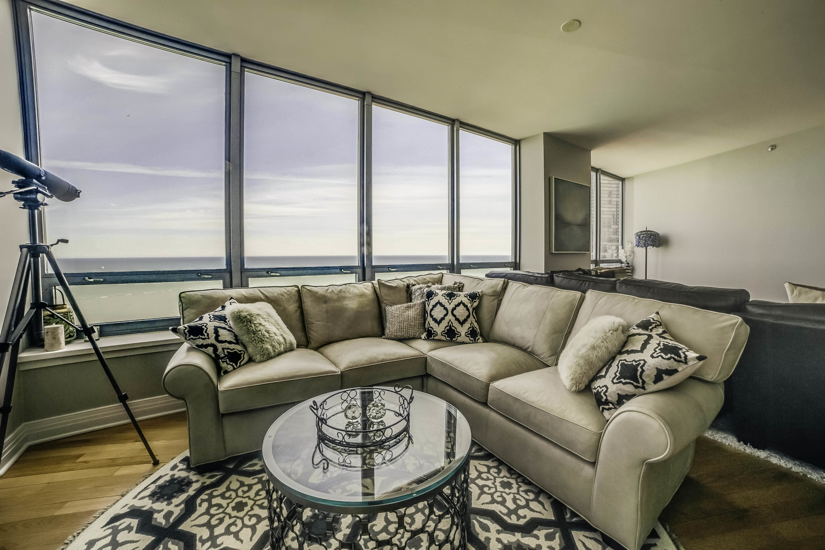 600 N LAKE SHORE Drive Unit: 4005