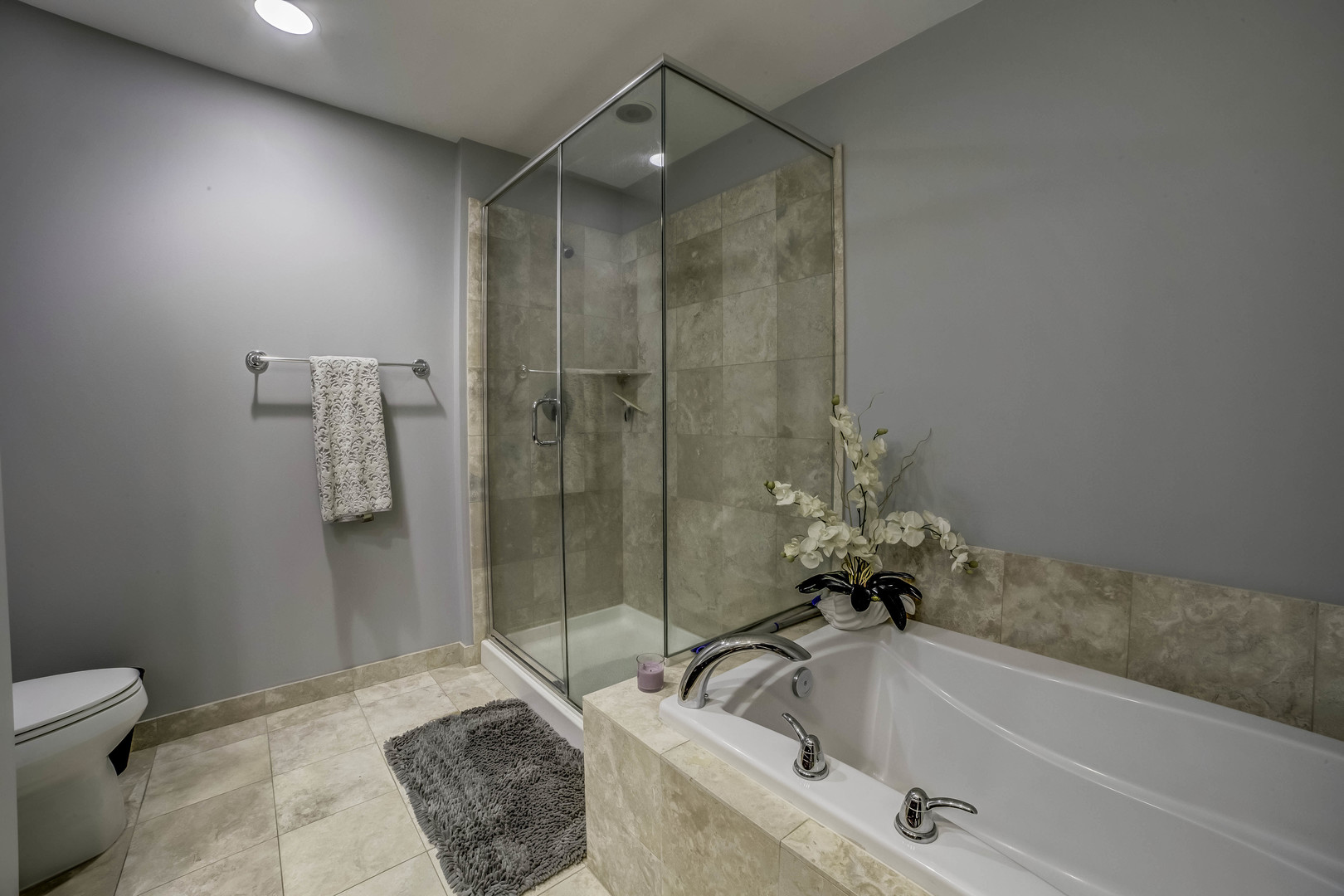 600 N LAKE SHORE Drive Unit: 4005