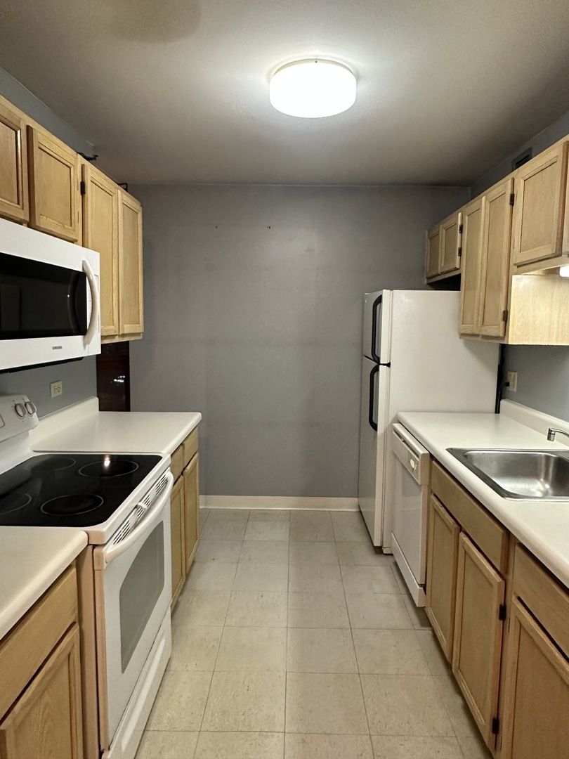 200 N DEARBORN Street Unit: 4503