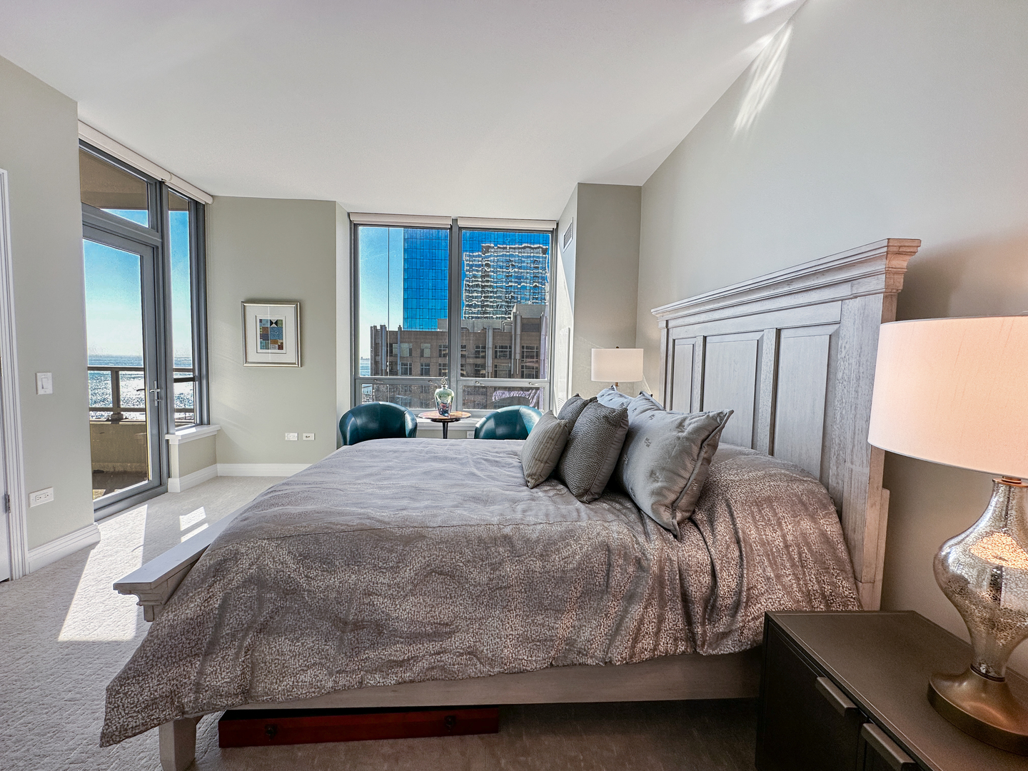 600 N LAKE SHORE Drive Unit: 2712