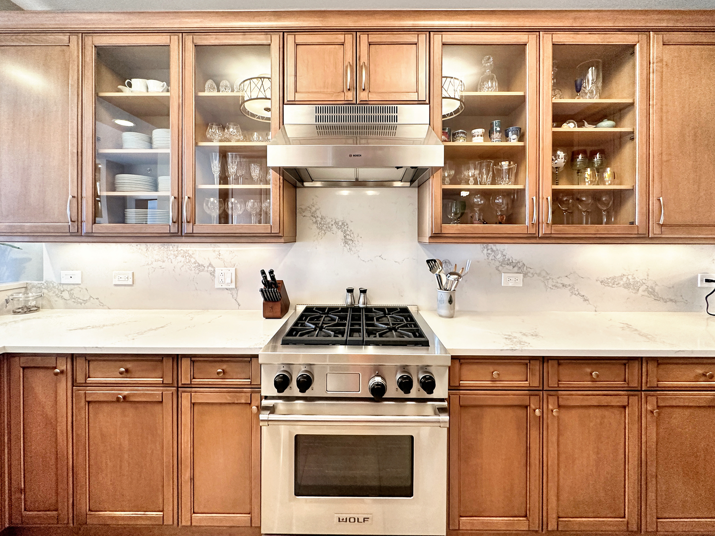 600 N LAKE SHORE Drive Unit: 2712