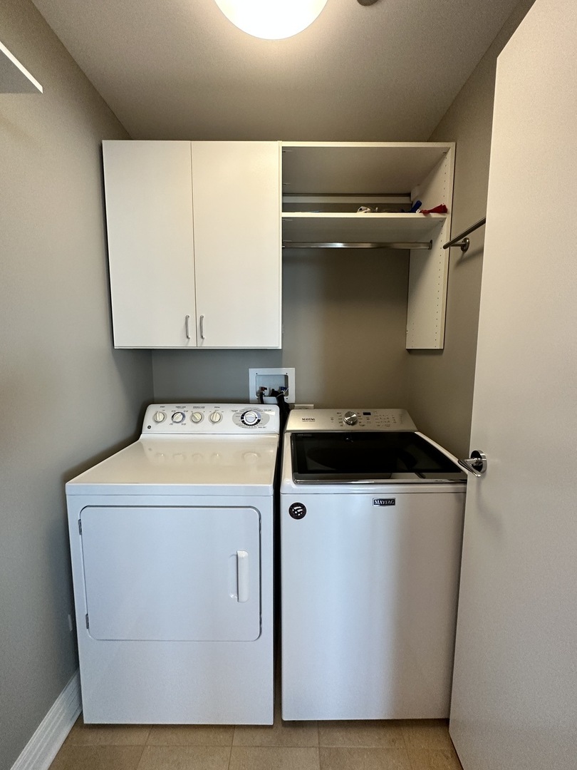 600 N LAKE SHORE Drive Unit: 2712