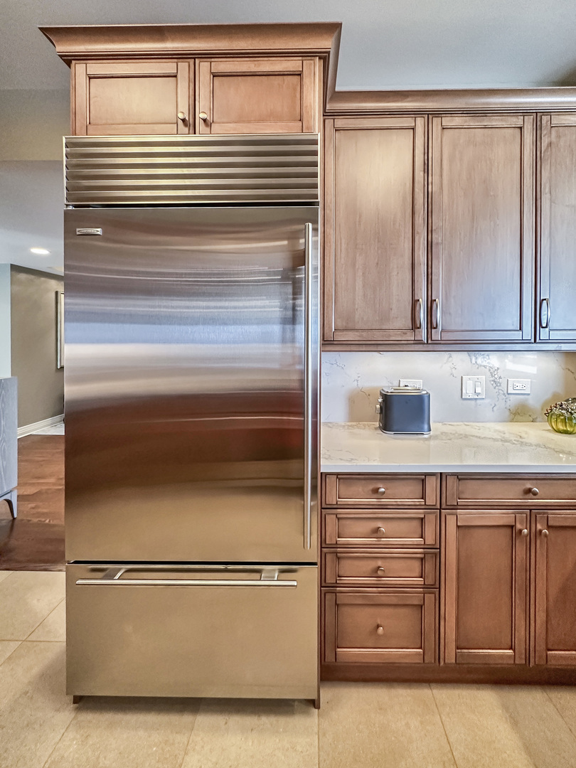 600 N LAKE SHORE Drive Unit: 2712