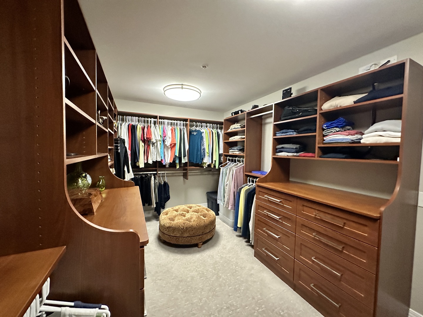 600 N LAKE SHORE Drive Unit: 2712