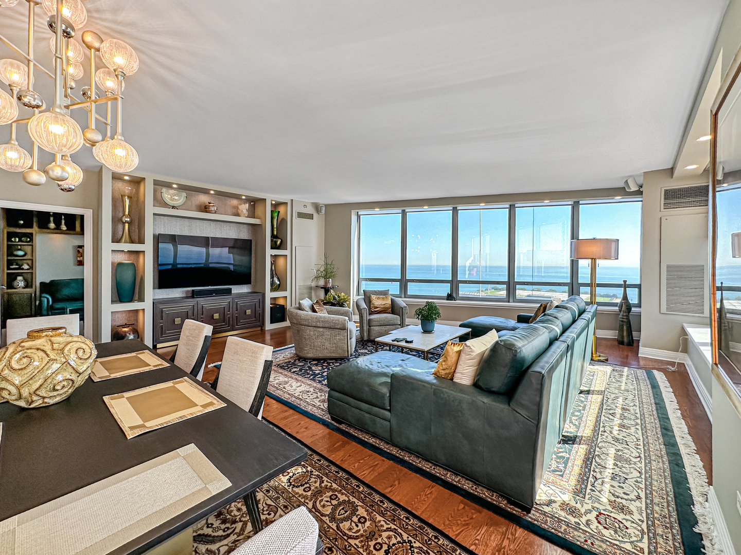 600 N LAKE SHORE Drive Unit: 2712