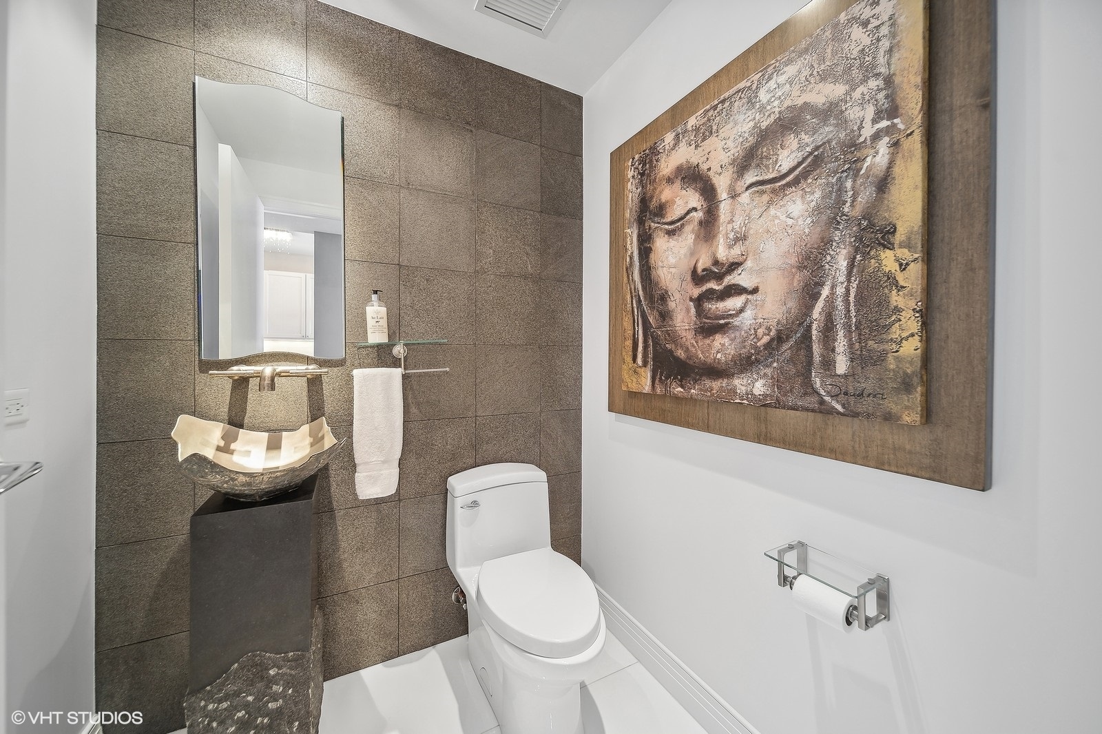 600 N Lake Shore Drive Unit: 4612