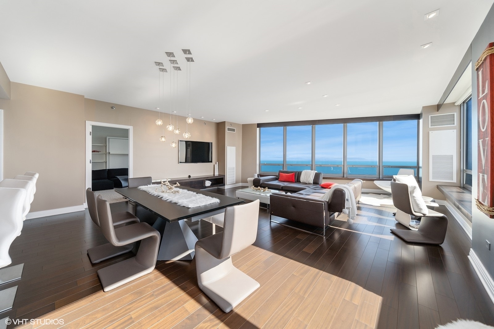 600 N Lake Shore Drive Unit: 4612