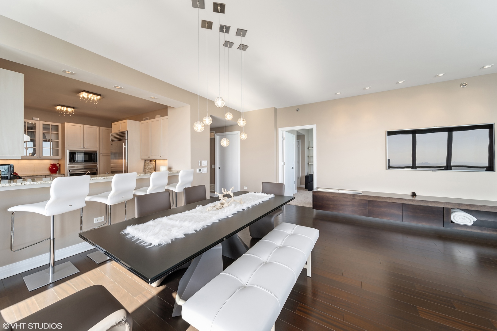 600 N Lake Shore Drive Unit: 4612