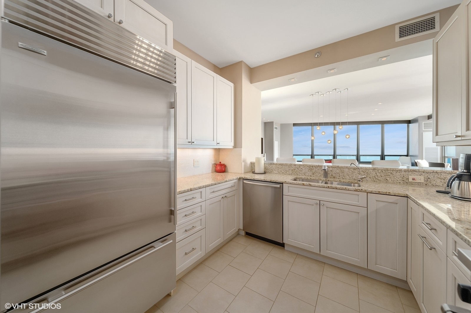 600 N Lake Shore Drive Unit: 4612