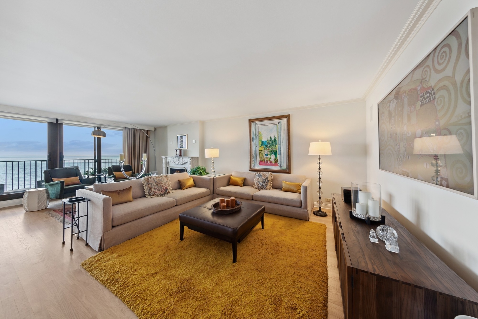 1212 N Lake Shore Drive Unit: 13CN