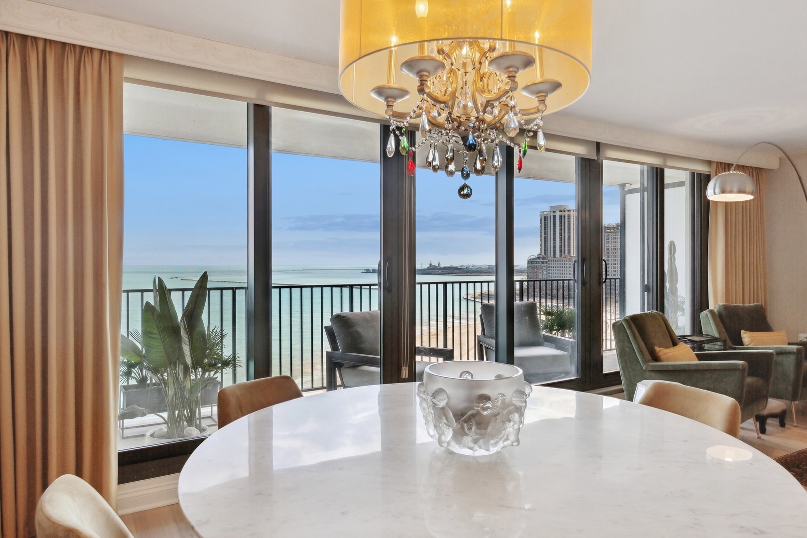 1212 N Lake Shore Drive Unit: 13CN