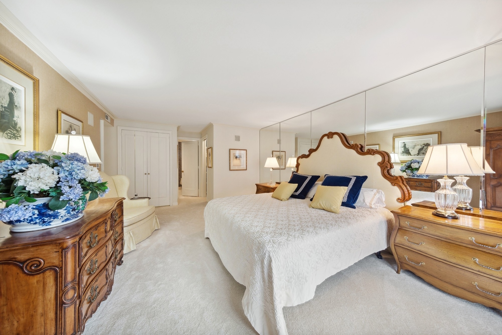 1212 N Lake Shore Drive Unit: 13CN