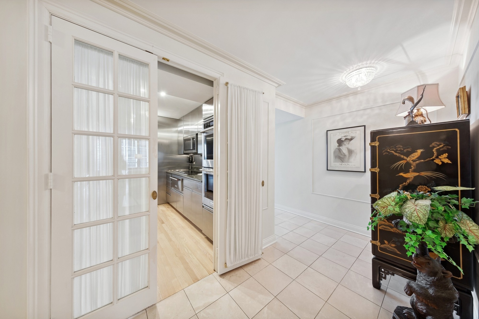 1212 N Lake Shore Drive Unit: 13CN