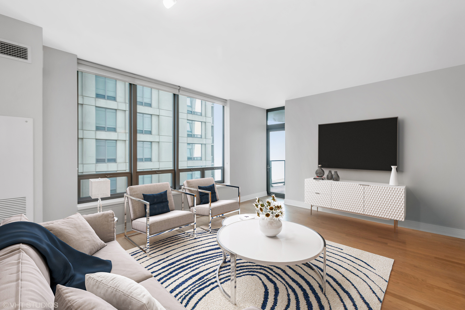 600 N Lake Shore Drive Unit: 2610