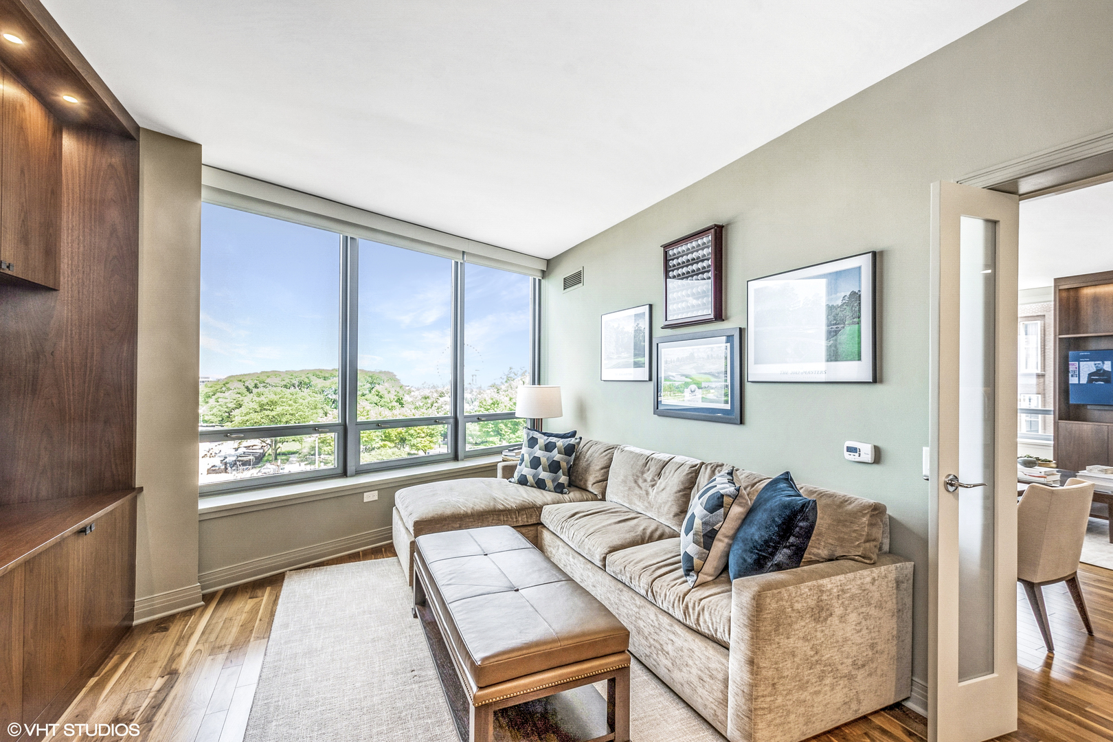 600 N LAKE SHORE Drive Unit: 512