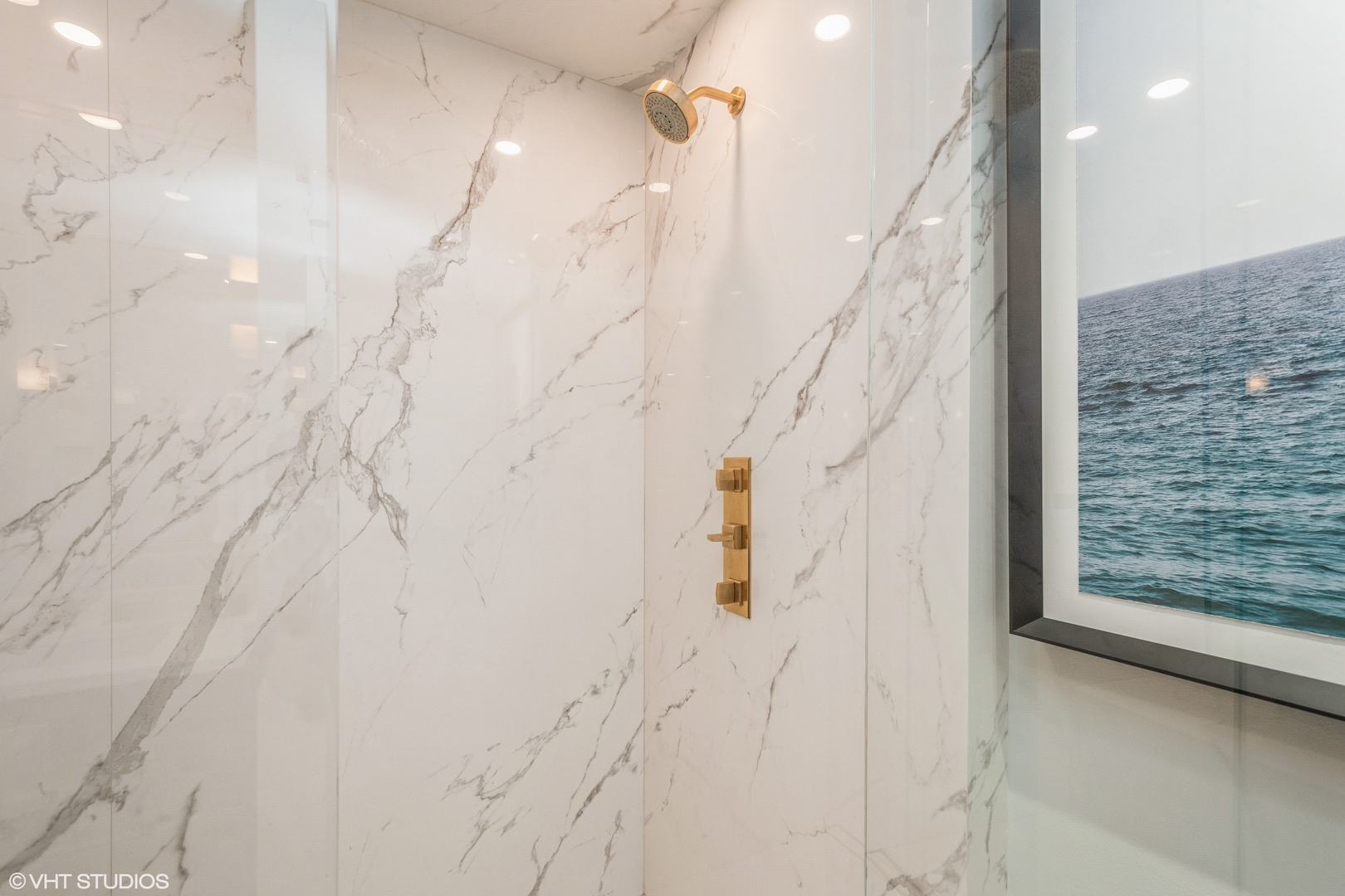 600 N LAKE SHORE Drive Unit: 512