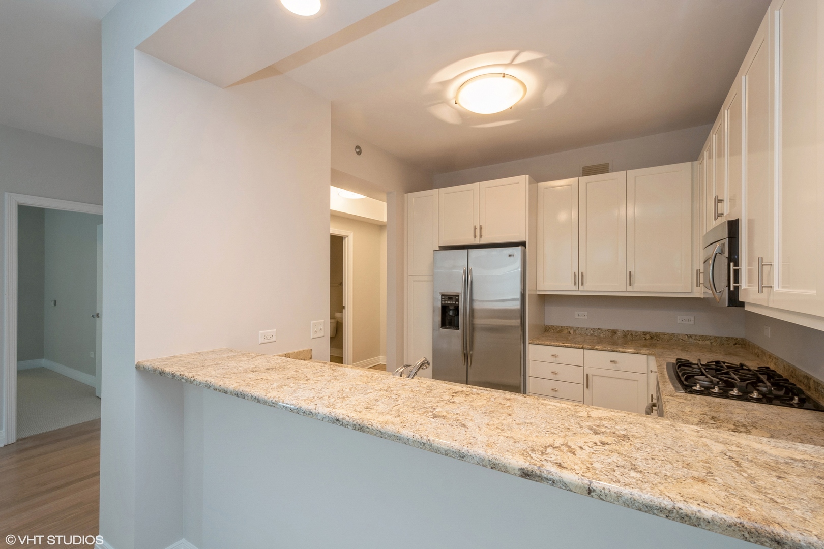 600 N Lake Shore Drive Unit: 2010