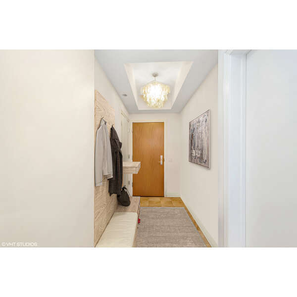 600 N Lake Shore Drive Unit: 2203