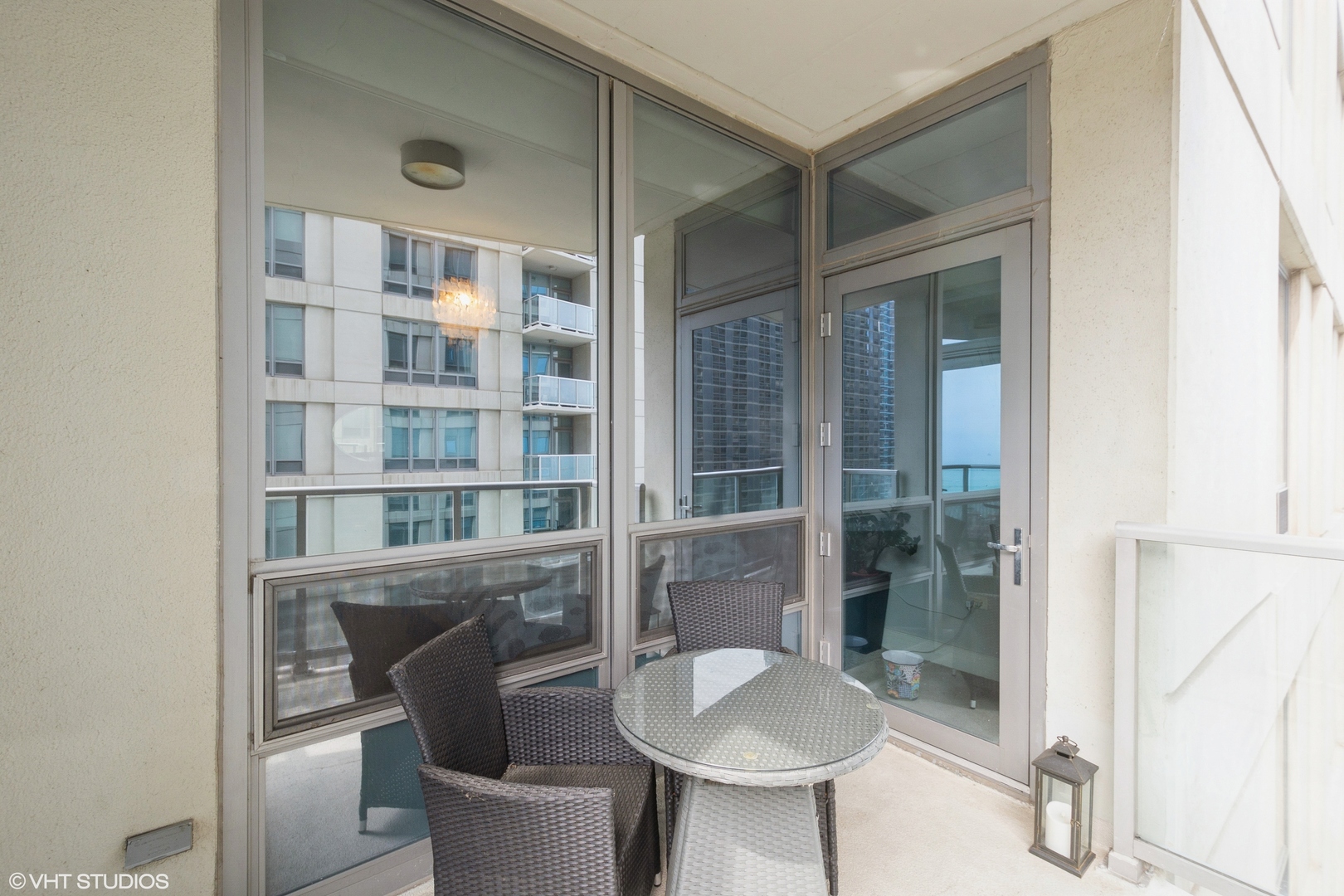 600 N Lake Shore Drive Unit: 2203
