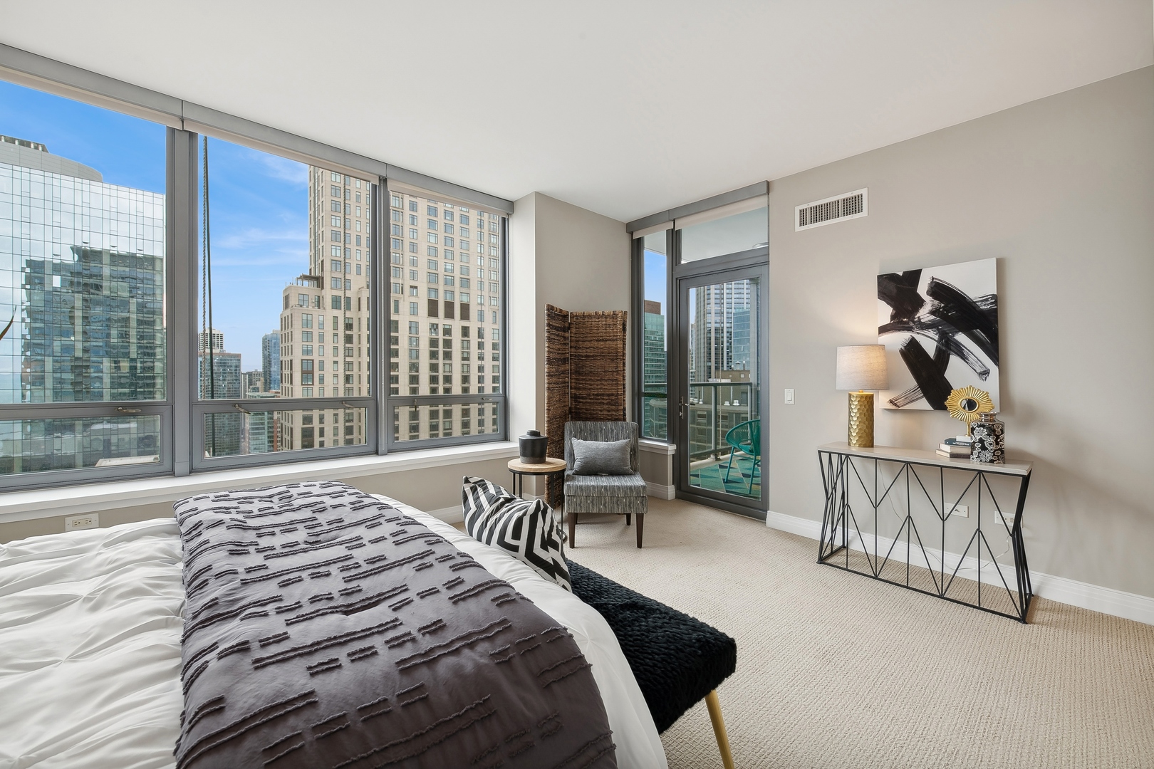 600 N LAKE SHORE Drive Unit: 3508