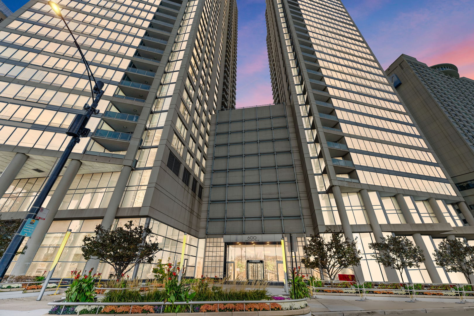 600 N LAKE SHORE Drive Unit: 1410