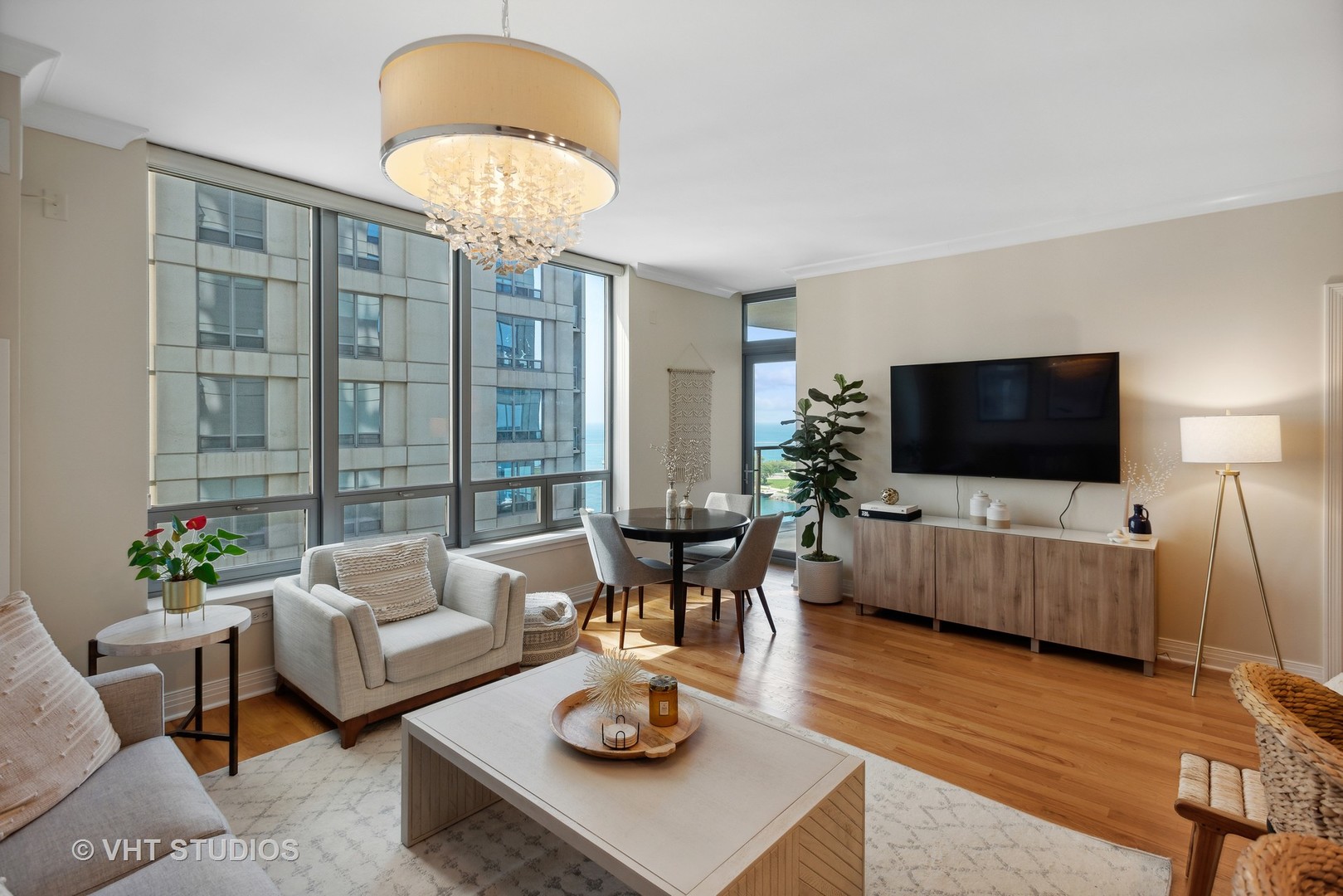 600 N LAKE SHORE Drive Unit: 1410