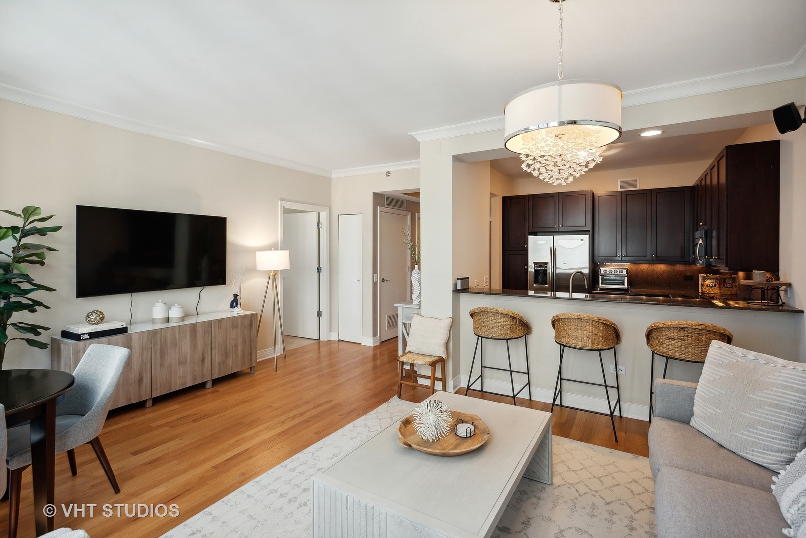 600 N LAKE SHORE Drive Unit: 1410