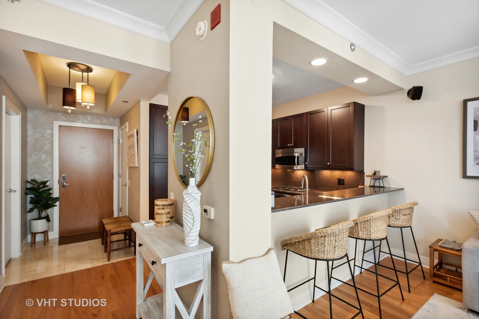 600 N LAKE SHORE Drive Unit: 1410