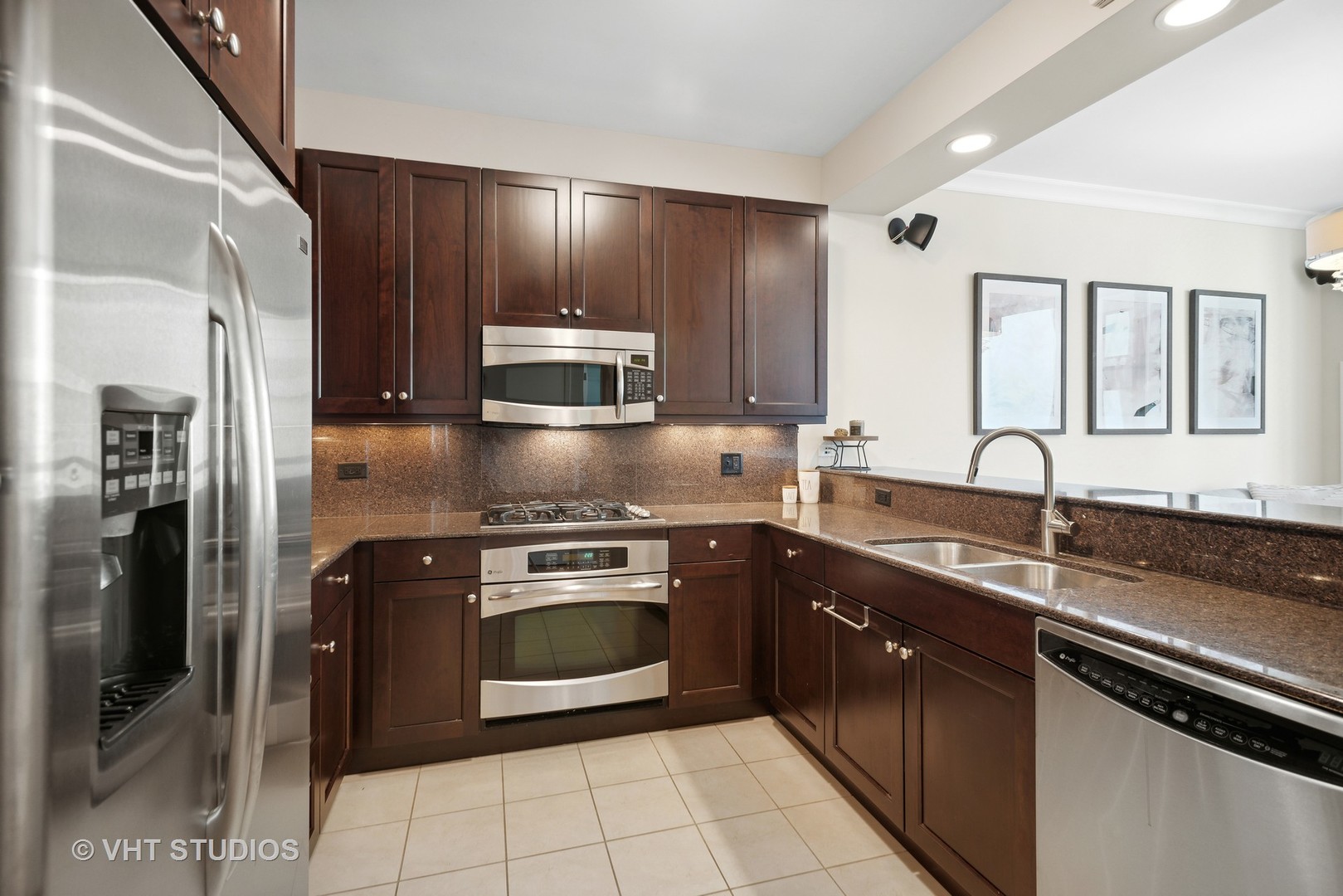 600 N LAKE SHORE Drive Unit: 1410