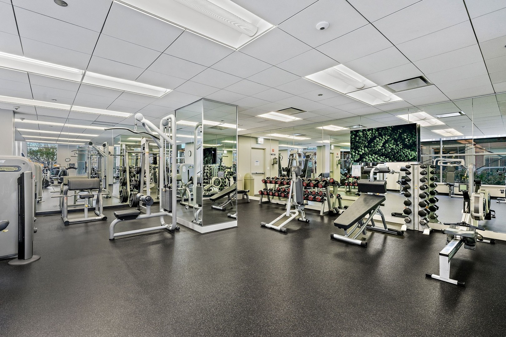 600 N LAKE SHORE Drive Unit: 1410